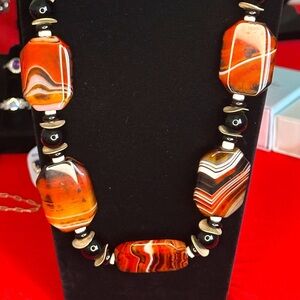Elegant Agate Necklace in Orange and Black